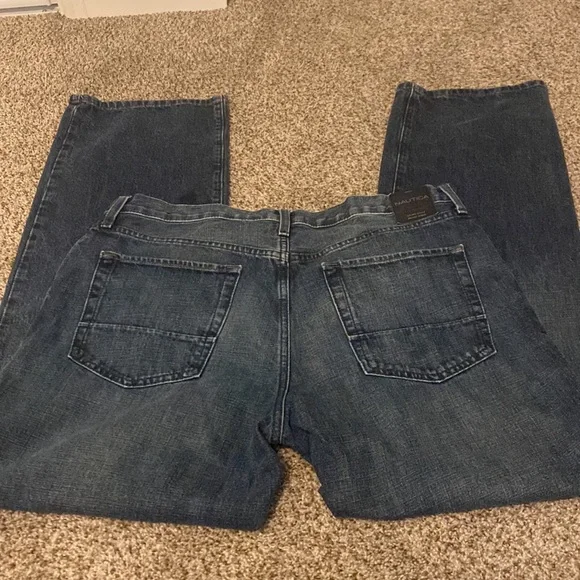 Nautica Loose Fit 34x32 Jeans - Picture 2 of 7